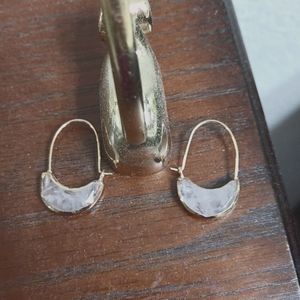 Light pink and gold drop earrings nwot